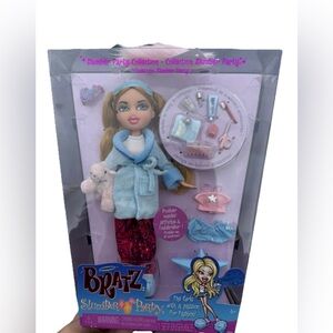 Bratz Slumber Party Doll with Pajamas and Accessories